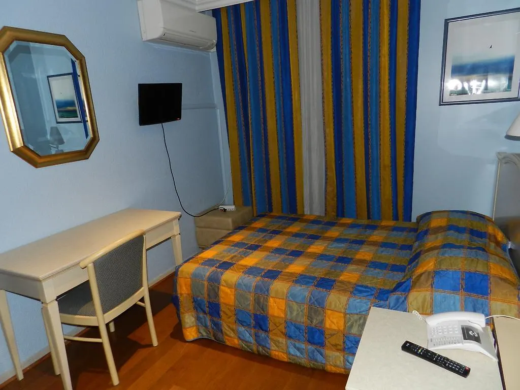 Antares Hostel Nice 0*,  France