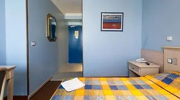 Antares Hostel Nice