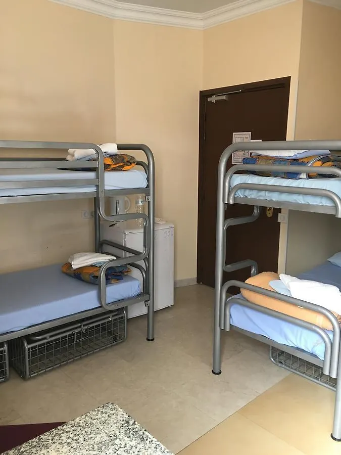 Antares Hostel Nizza